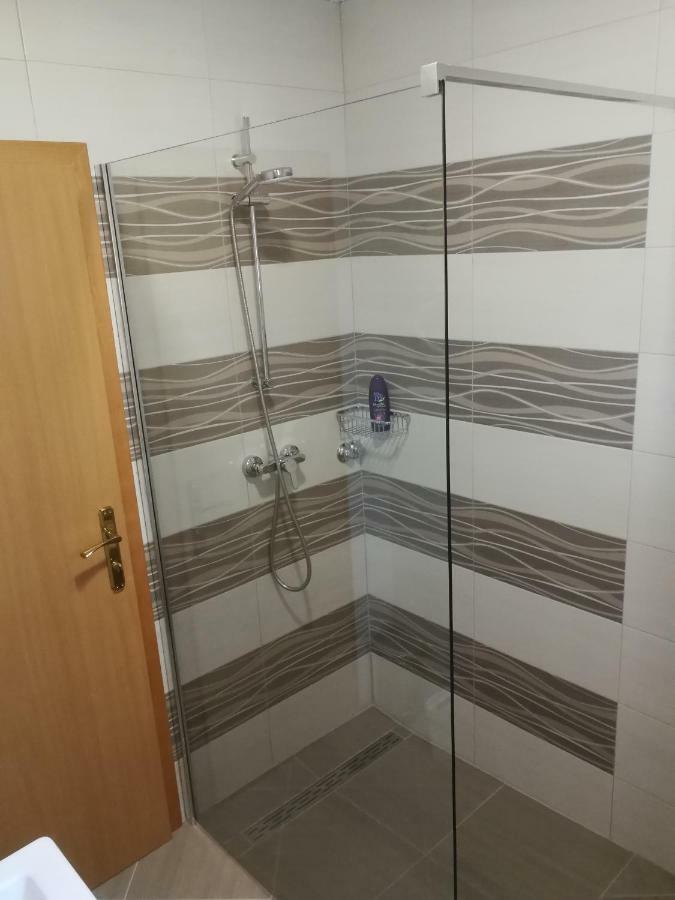 Apartmant & Room Bruna Dreznik Grad Exterior photo